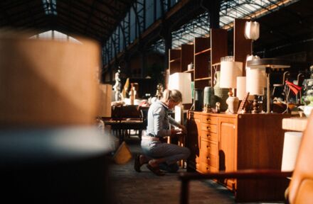 Vintage lovers, opgelet: Antwerp Design Market strijkt neer in de Waagnatie! - Foto 1