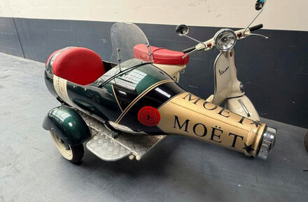 La Dolce Vespa - Foto 1