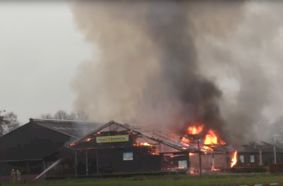 Uitslaande brand bij evenementenboerderij in Boxtel Uitslaande brand bij evenementenboerderij in Boxtel