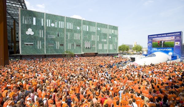 Crowd management is niet alleen het plaatsen van hekken Crowd management is niet alleen het plaatsen van hekken