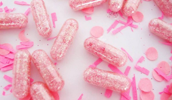 Glitter-poep: nieuwe feesttrend? Glitter-poep: nieuwe feesttrend?