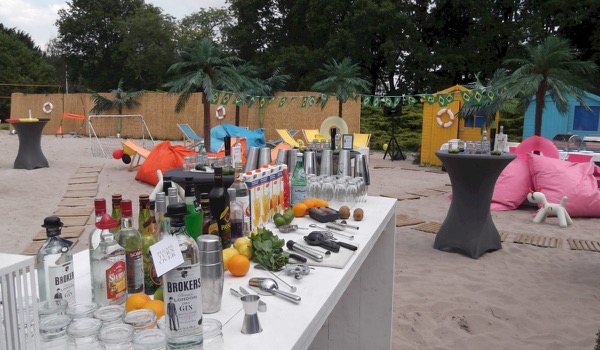 Ontdek 3 unieke cocktailconcepten voor jouw zomerevent Ontdek 3 unieke cocktailconcepten voor jouw zomerevent