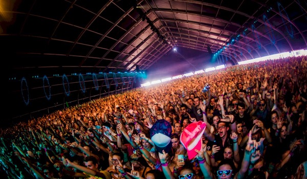 Veldeman lanceert imposante tenten voor events Veldeman lanceert imposante tenten voor events