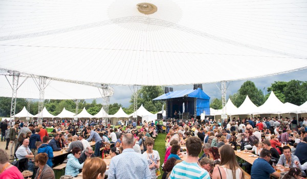To The Point Events viert feest met Infrax en DAF To The Point Events viert feest met Infrax en DAF