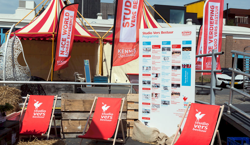 Deze festival-organisatoren hadden 2 weken om een toppresentatie neer te zetten Deze festival-organisatoren hadden 2 weken om een toppresentatie neer te zetten