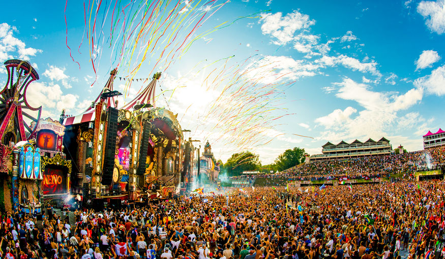 Gegevens 64.000 bezoekers Tomorrowland gestolen Gegevens 64.000 bezoekers Tomorrowland gestolen